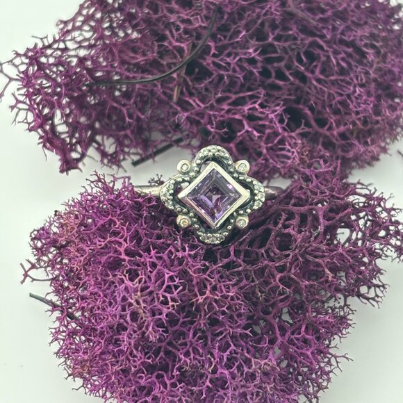 Vintage Avon 925 Silver Genuine Amethyst Ring - Picture 11 of 11
